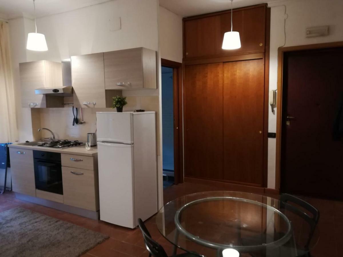 Roma Metro Furio Camillo Apartman Kültér fotó